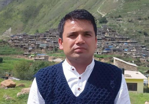 निर्वाचनबीच रुकुमपूर्वमा जिम्मेवारी त्यागे मतदान अधिकृत