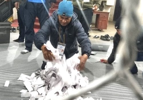 महोत्तरीमा २० हजार मत बदर, निर्वाचनमा असर