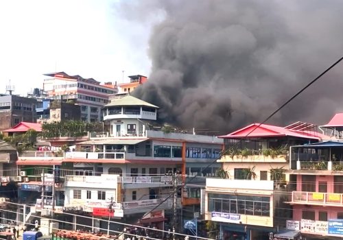 पूर्वाञ्चल क्याफेमा लागेको आगलागी नियन्त्रणमा