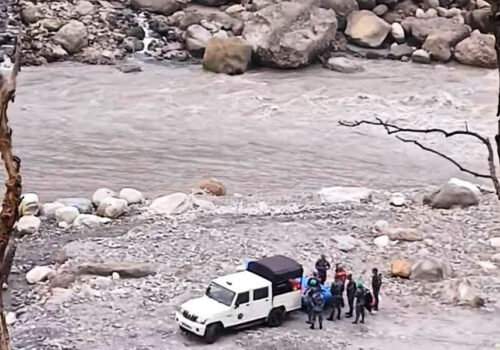 प्रहरी जाँचबाट भागेका युवा नदीमा हाम फालेर बेपत्ता