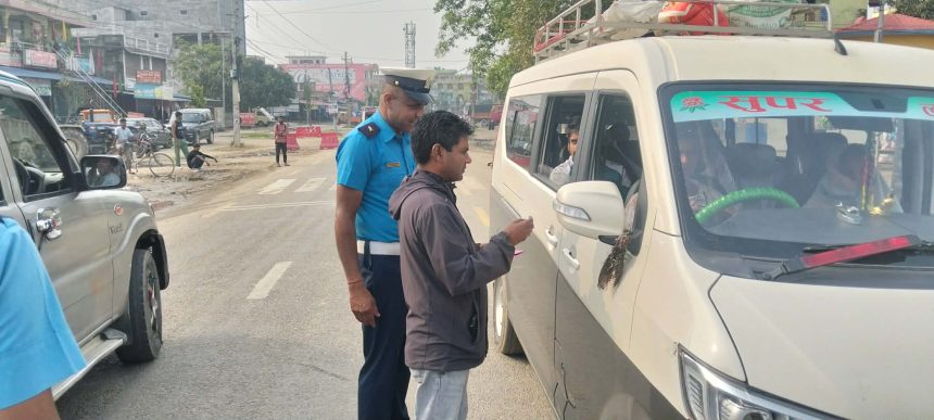 गरुडामा सवारी निगरानी तीव्र, उल्लंघनकर्तामाथि कारबाही हुने