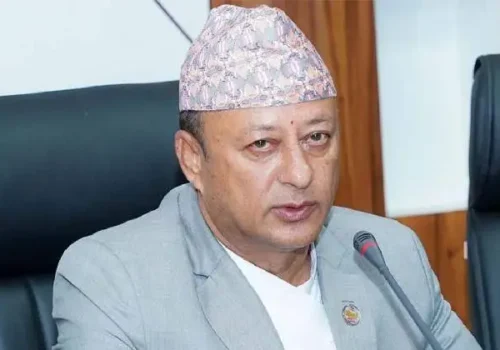 पक्राउ परेका पूर्वमन्त्री खड्का पनि अस्पताल भर्ना