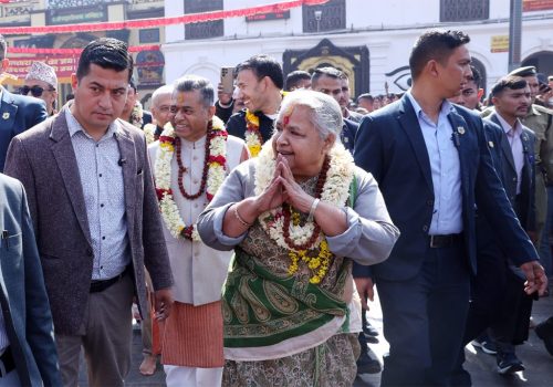 प्रधानमन्त्री कार्कीद्वारा पशुपतिमा रुद्राभिषेक पूजा सम्पन्न