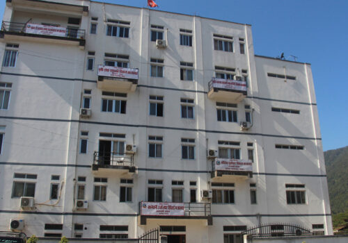 प्रदेश सरकारमा मन्त्रालय संख्या घटाउने सिफारिस