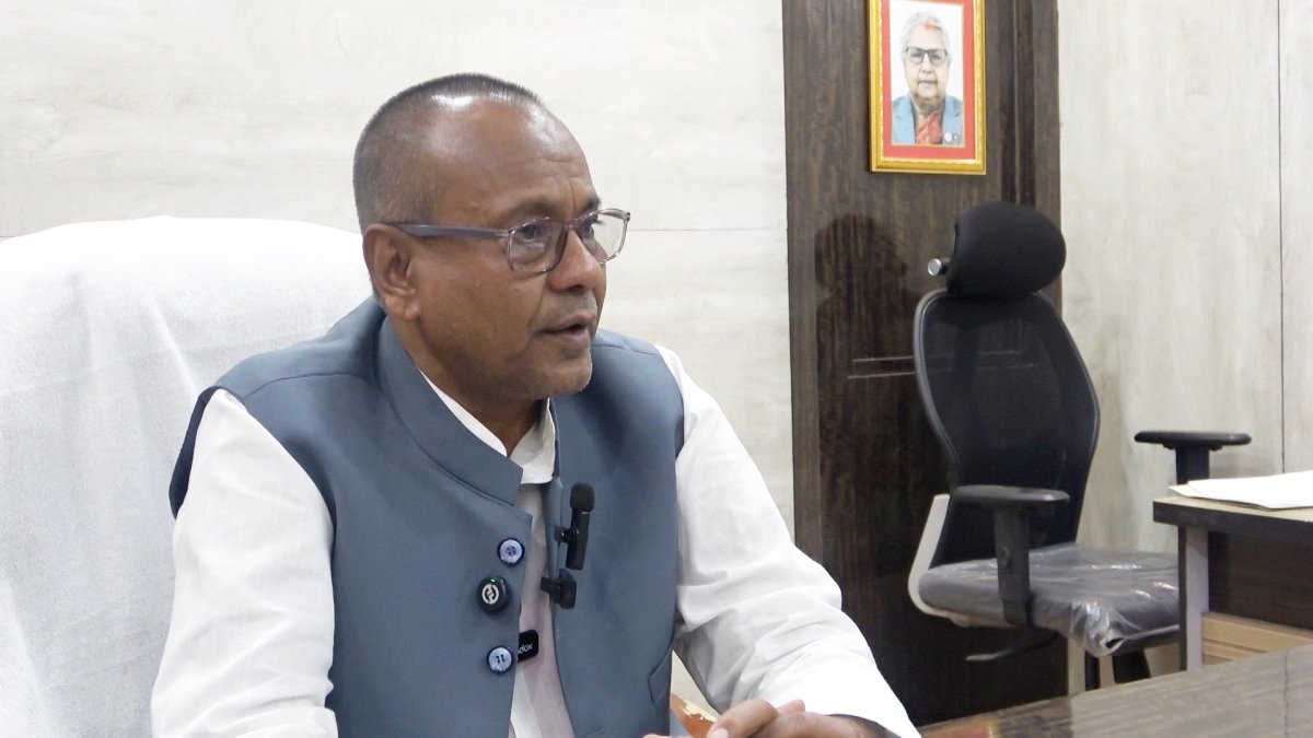 मधेस प्रदेशमा ई–रिक्सा र ट्याक्टर चालकलाई लिखित परीक्षा बिना लाइसेन्स सुविधा