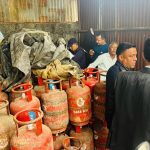 ग्यास लुकाउने डिलरलाई ५० हजार रुपैयाँ जरिवाना