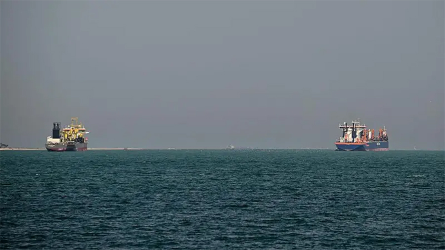 इरानको चेतावनी: ऊर्जा स्थलमा हमला भए होर्मुज स्ट्रेट बन्द गरिने