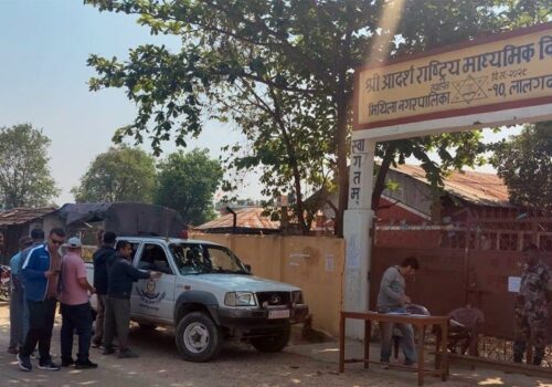 धनुषामा सशस्त्र प्रहरी निरीक्षक घुससहित पक्राउ