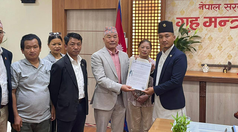 गृहमन्त्रीसँग भेट, ब्रिटिस गोर्खाको नागरिकता निरन्तरताको माग