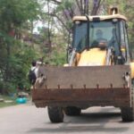 थापाथली मा सुकुमवासी बस्ती हटाउन थपिए दुई डोजर