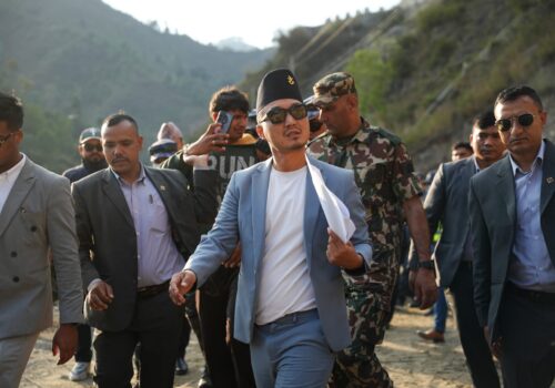 रोशीमा गृहमन्त्रीको अनुगमन, अवैध क्रसर बन्द गर्न निर्देशन