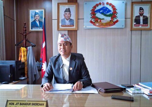 गण्डकी सरकारको प्राथमिकता : महँगो गाडी र आपतकालीन स्वास्थ्य कोष