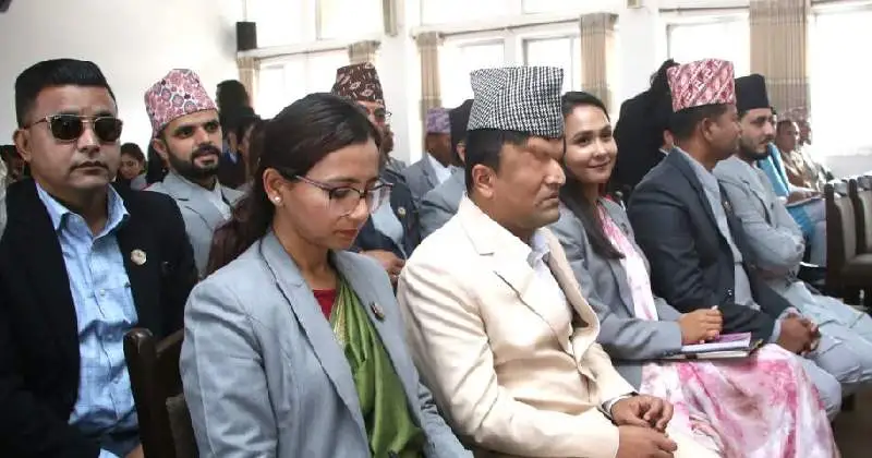 सिंहदरबारमा रास्वपा संसदीय दलको बैठक सुरु