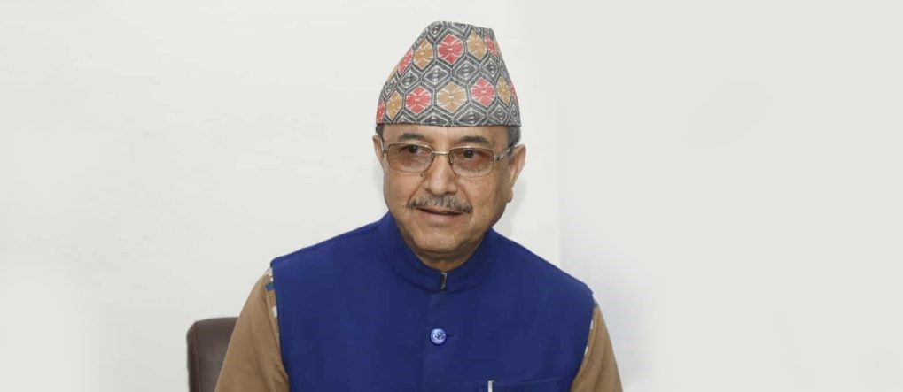 आन्तरिक विवादबीच संस्थापनइतर समूहको बैठक स्थगित