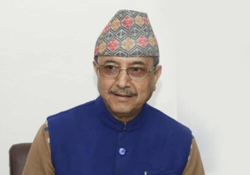 नेपाली कांग्रेस द्वारा पूर्णबहादुर खड्का सँग मागिएको स्पष्टीकरण फिर्ता