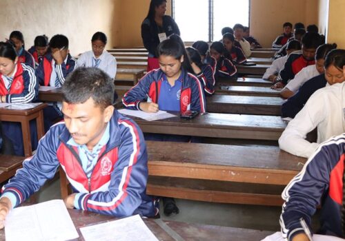 सरकारले शैक्षिक सत्र वैशाख १५ देखि सुरु गर्ने निर्णय गर्‍यो