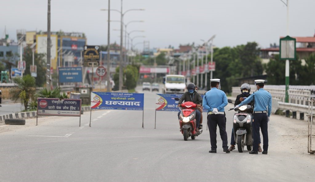 २४ घण्टामा २,६९२ सवारी चालक ट्राफिक प्रहरीको कारबाहीमा