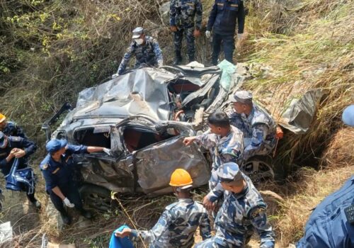 भिरबाट कार खस्दा दक्षिणकालीमा एकको मृत्यु