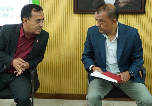 प्रदेश मन्त्रालय संख्या घटाउने तयारी, कांग्रेसको मुख्यमन्त्रीहरूसँग छलफल