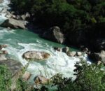 कर्णाली नदीमा पौडी खेल्ने क्रममा बगेर मुगुमा एक बालक बेपत्ता