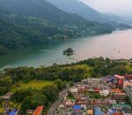 पोखरा लेकसाइडमा पर्यटकलाई हैरानी दिएको आरोपमा, १६ महिला पक्राउ