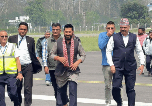 म्याद बुझ्न रवि लामिछाने वीरगन्जतर्फ प्रस्थान