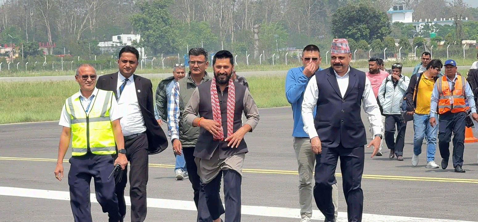 म्याद बुझ्न रवि लामिछाने वीरगन्जतर्फ प्रस्थान