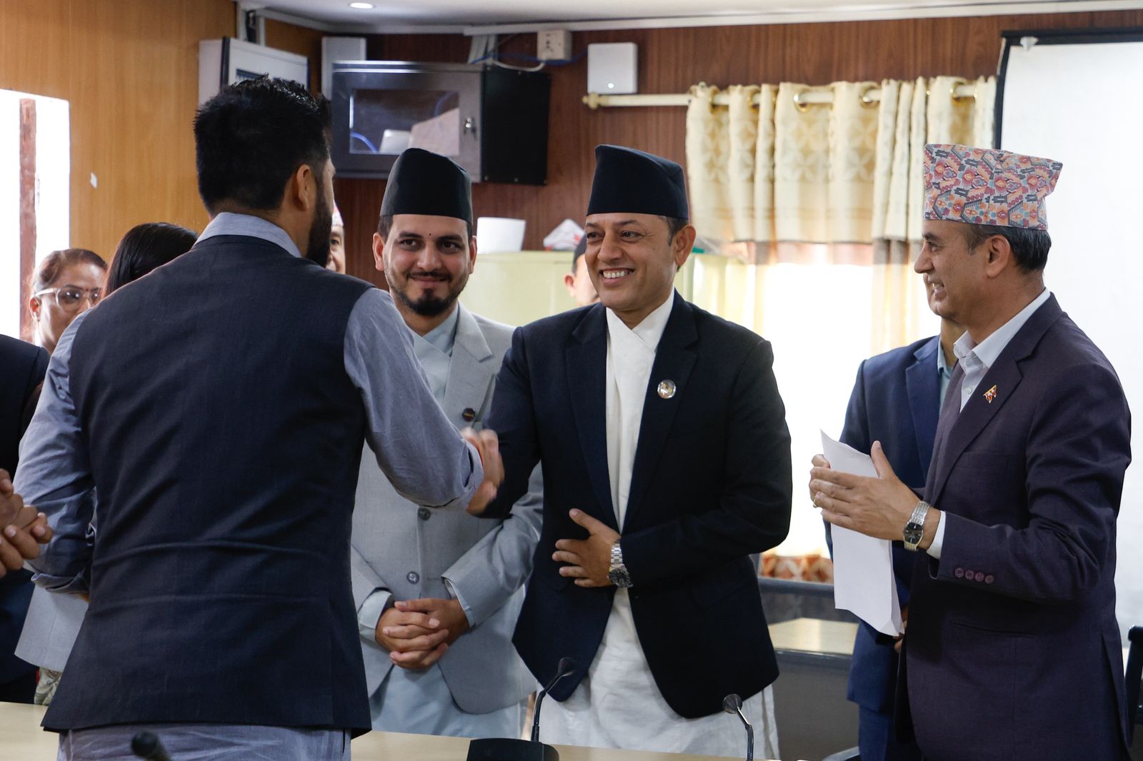 डीपी अर्याल सभामुखमा निर्वाचित भएको घोषणा