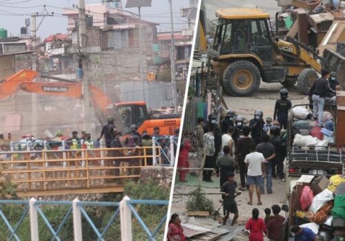 सुकुमवासी बस्तीका दृश्य : एकातिर डोजर, अर्कातिर प्याकिङ