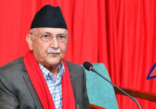 एमालेभित्र चर्कियो ओलीमाथि दबाब, अध्यक्ष पद छाड्न माग