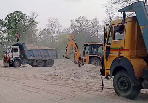 अवैध उत्खननविरुद्ध कारबाही, दुधौरा खोलाबाट एक्साभेटर र टिपर जफत