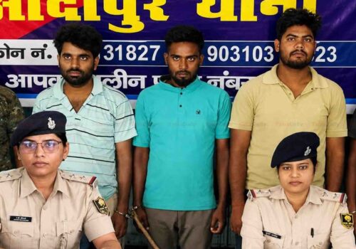 भारत–नेपाल सीमा हुँदै चोरीका मोटरसाइकल बेच्ने गिरोह पक्राउ, चार जना नियन्त्रणमा
