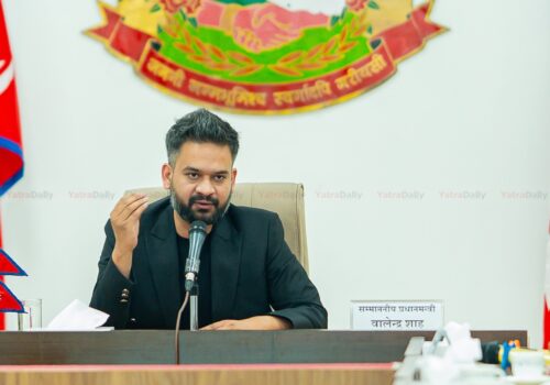 विपक्षी दबाबबीच प्रधानमन्त्री बालेनले एक साताभित्र सदनमा सम्बोधन गर्ने संकेत