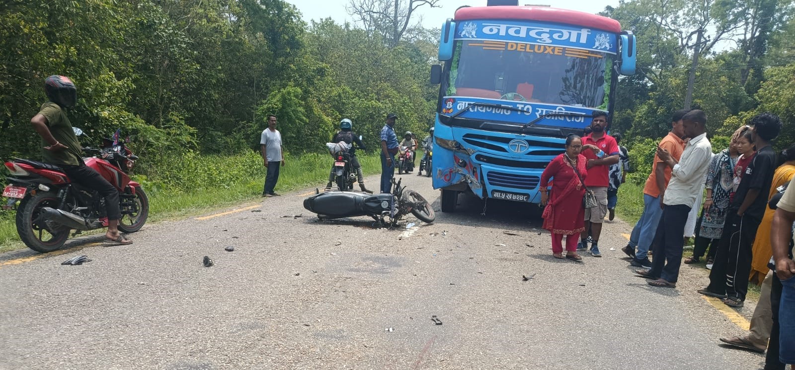 रौतहटमा बसको ठक्करबाट मोटरसाइकल चालकको मृत्यु