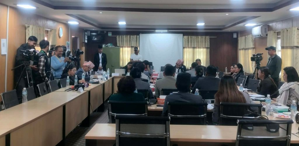 होल्डिङ सेन्टरमा राखिएका सुकुमवासीको अवस्थाबारे छानबिन र अनुगमनको माग