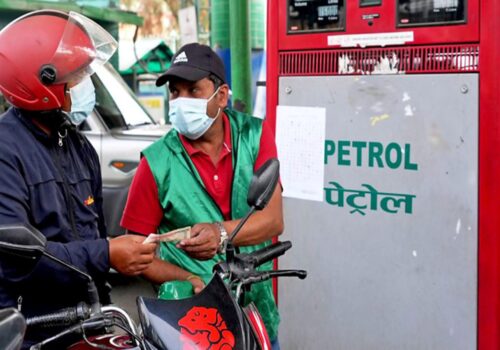 पेट्रोल–डिजेल सस्तो, ग्यास महँगो: बजारमा नयाँ मूल्य समायोजन