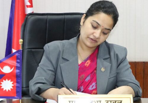 निजामती ऐनमा ३६ नियम बनाउने अधिकार सरकारमै राख्ने प्रस्ताव