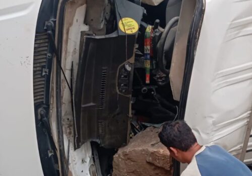 तमोर करिडोरमा सवारी दुर्घटना हुँदा, एक महिलाको मृत्यु, दुई जना घाइते