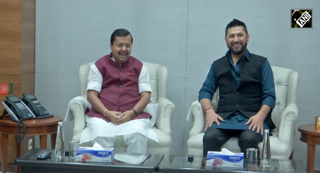 भाजपा कार्यालयमा रवि लामिछानेलाई भव्य स्वागत, राजनीतिक भेटघाट सुरु
