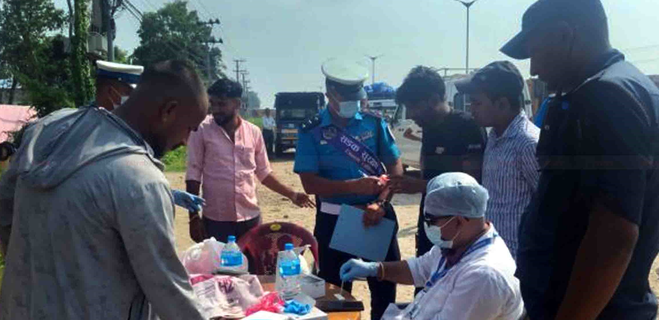 लापसे अभियानमा वीरगञ्जका ५ चालक प्रहरी नियन्त्रणमा