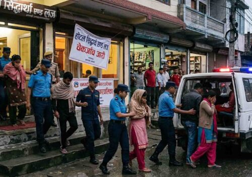 होटल र लजमा प्रहरीको छापा, २४ जना नियन्त्रणमा