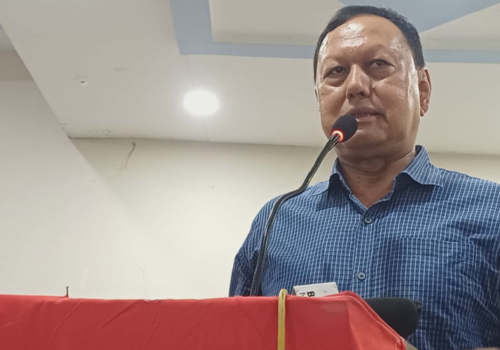 कांग्रेसलाई कमजोर बनाउने पात्र गगन थापा रहेको मोहन बस्नेतको आरोप