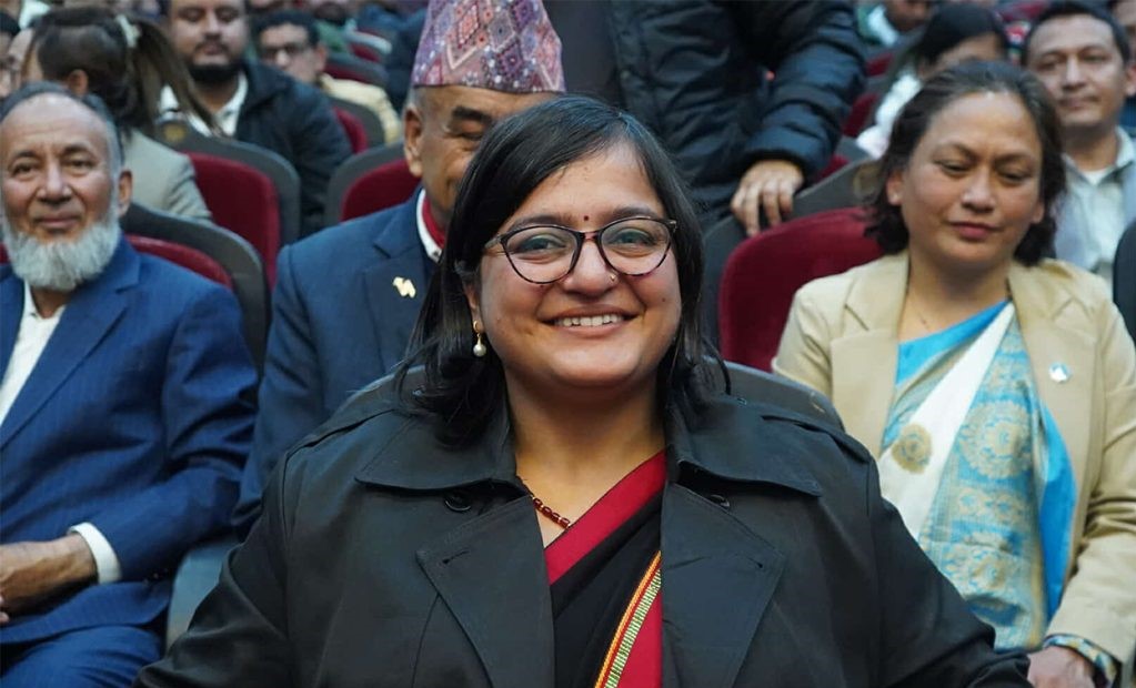 फिर्ताको घोषणापछि पनि रञ्जु दर्शनाको उम्मेदवारी कायमै