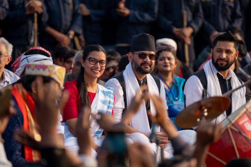 सोबिता केन्द्रीय सदस्यको दौडमा, उम्मेदवारी दर्ता