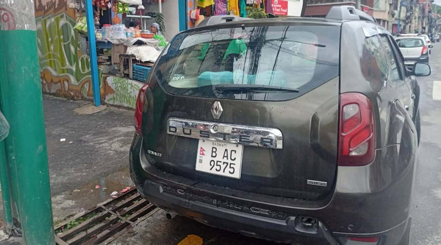 गगन थापाको निवास अगाडि पनि शंकास्पद गाडी पार्किङ