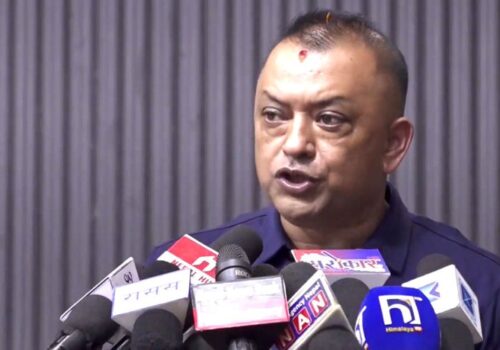 गगन थापाको चेतावनी : एकैपटक संविधान संशोधन गर्न खोजे देश आगोको भुङ्ग्रोमा पर्न सक्छ