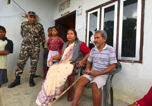 हात्ती आक्रमणपीडित परिवारलाई कृषिमन्त्रीको भेट, ५ लाख सहयोग घोषणा