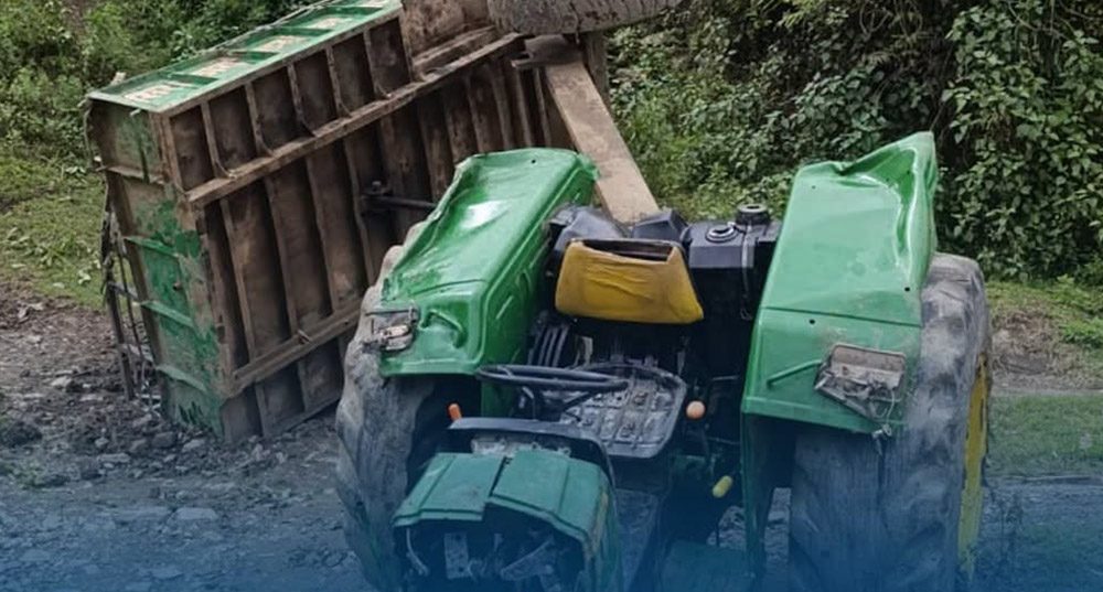 पार्किङमा राखिएको ट्याक्टर गुडेर बालकको मृत्यु