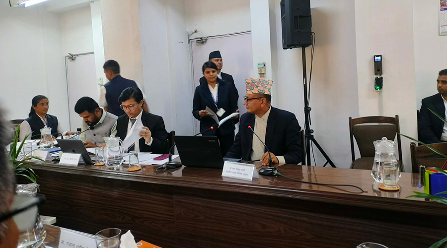 निर्वाचनमा सहभागी नहुने दललाई निरन्तर मान्यता दिन सकिँदैन : कार्की