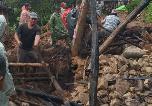 पहिरोमा पुरिँदा स्याङ्जामा एक जनाको मृत्यु